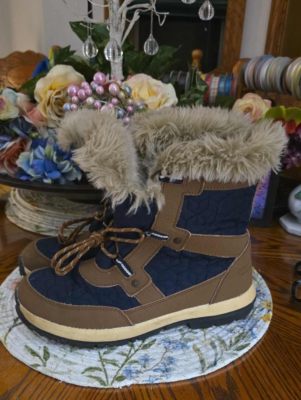 Bearpaw Short Boots